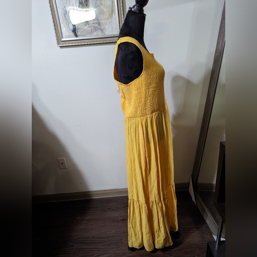 Nine West Smocked One Shoulder - Picture 6 of 10